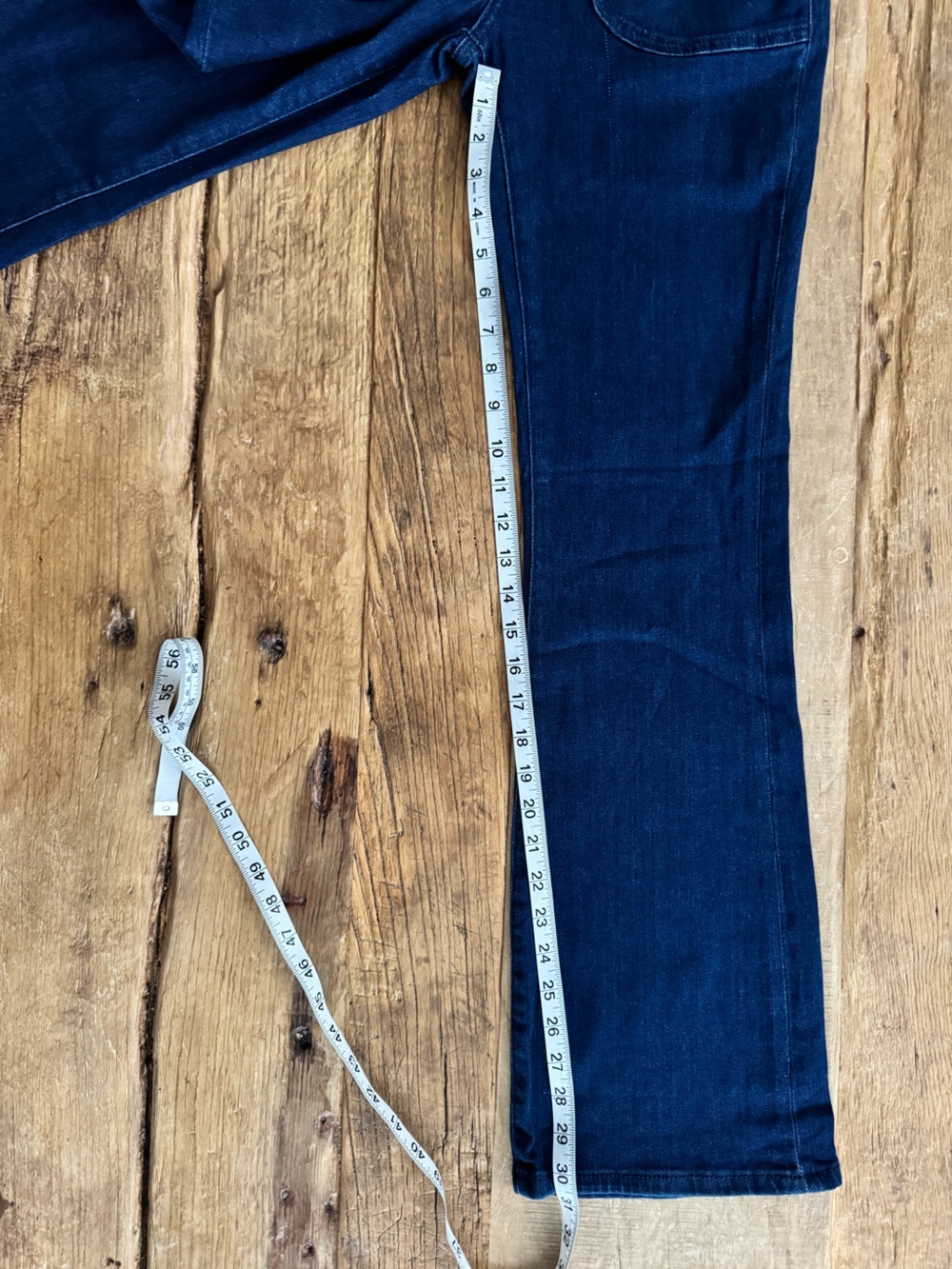 NEW Pilcro The Icon Low Rise Flare
Jeans in Dark Blue~ Size 28 - Picture 9 of 9